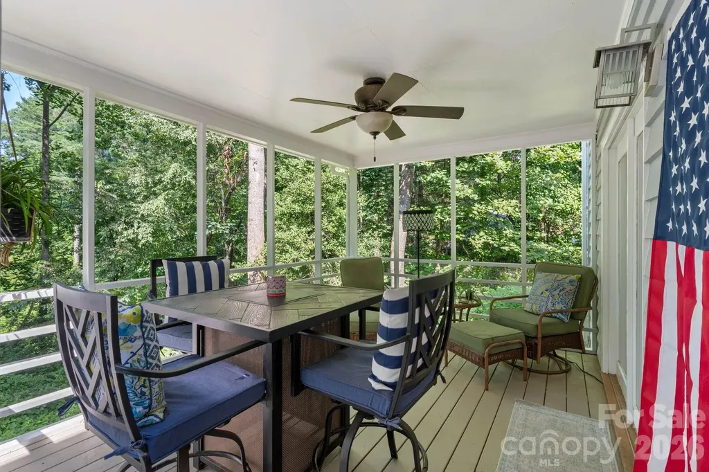 200 35th Avenue NW Hickory NC 28601