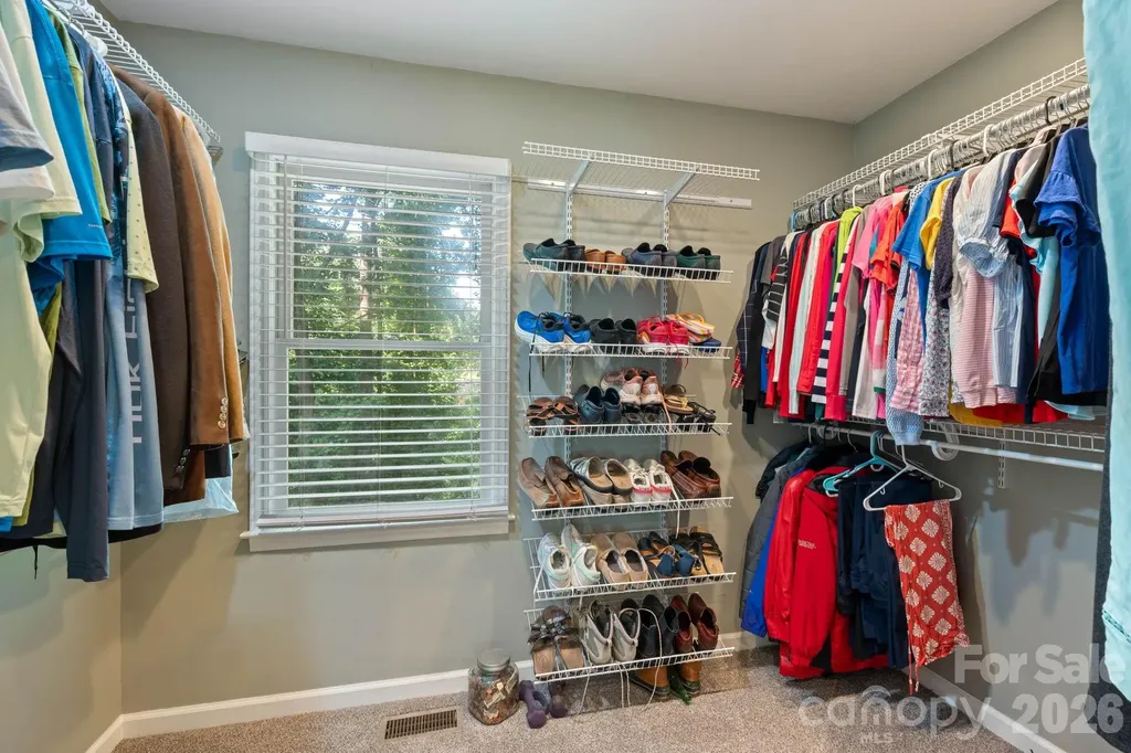 200 35th Avenue NW Hickory NC 28601