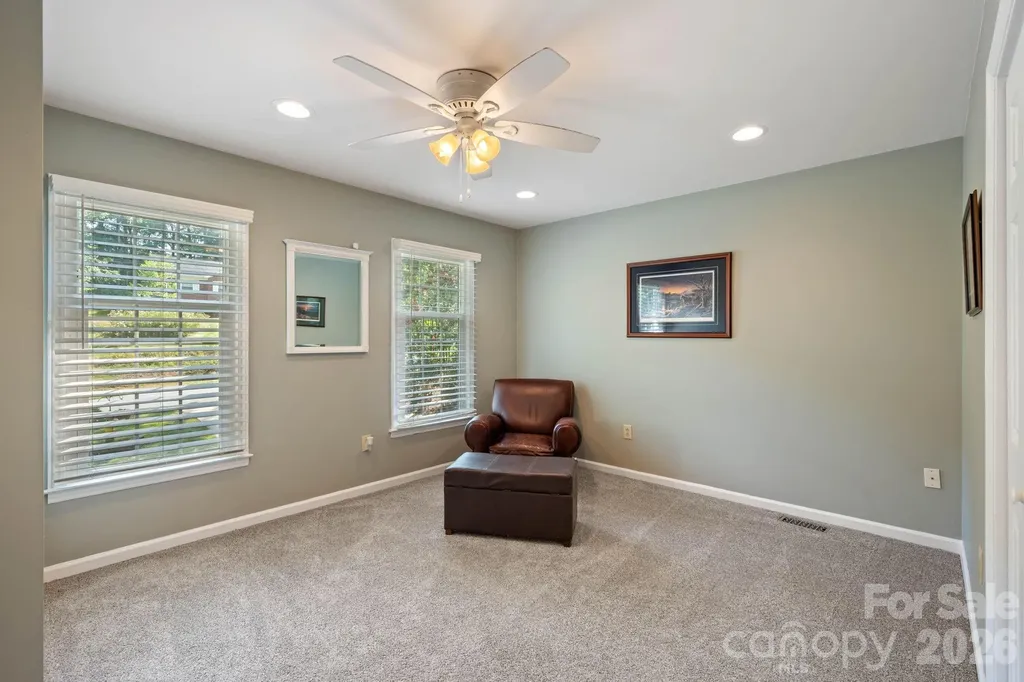 200 35th Avenue NW Hickory NC 28601