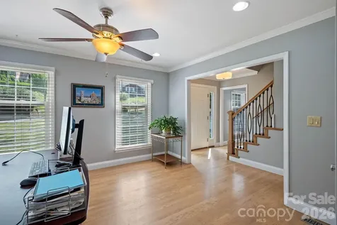 200 35th Avenue NW Hickory NC 28601
