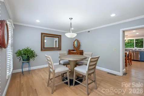 200 35th Avenue NW Hickory NC 28601