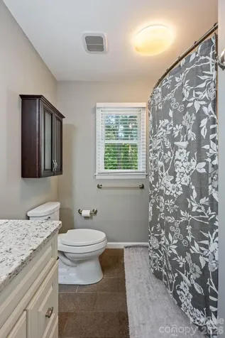 200 35th Avenue NW Hickory NC 28601