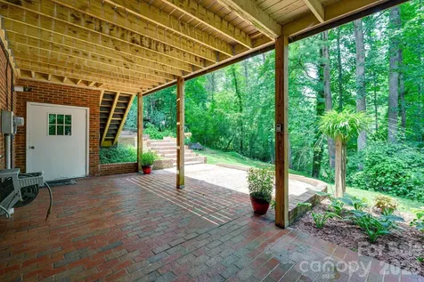 200 35th Avenue NW Hickory NC 28601