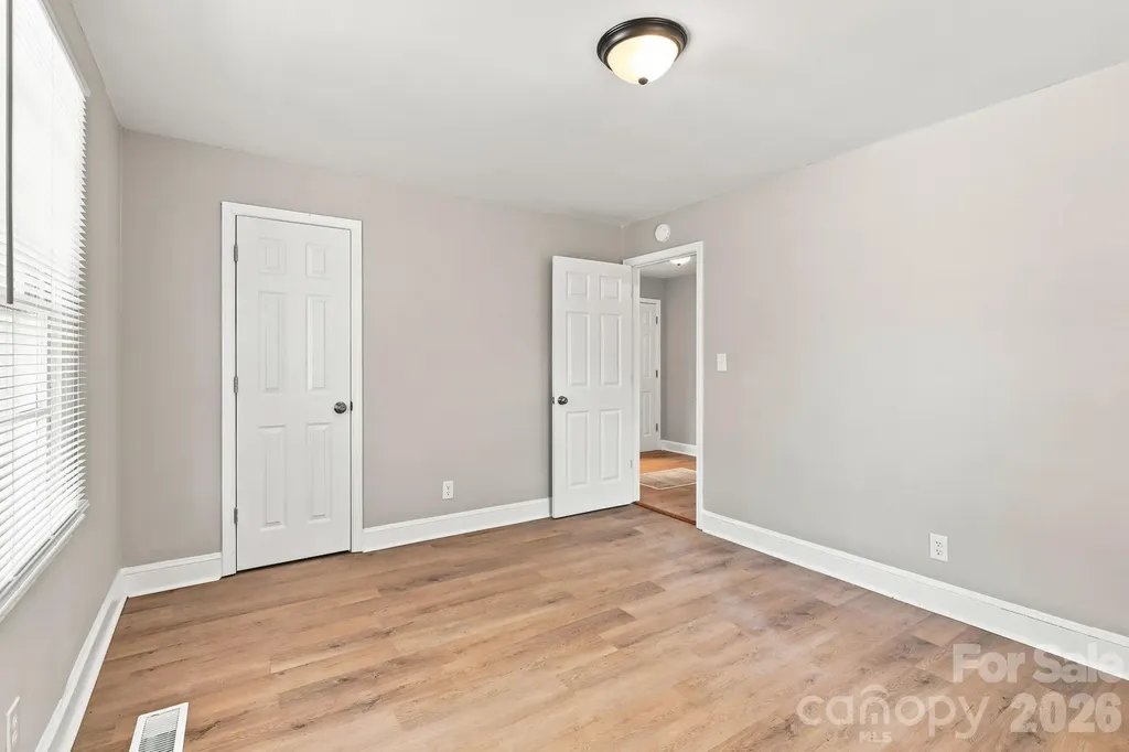 3708 Carlyle Drive Charlotte NC 28208