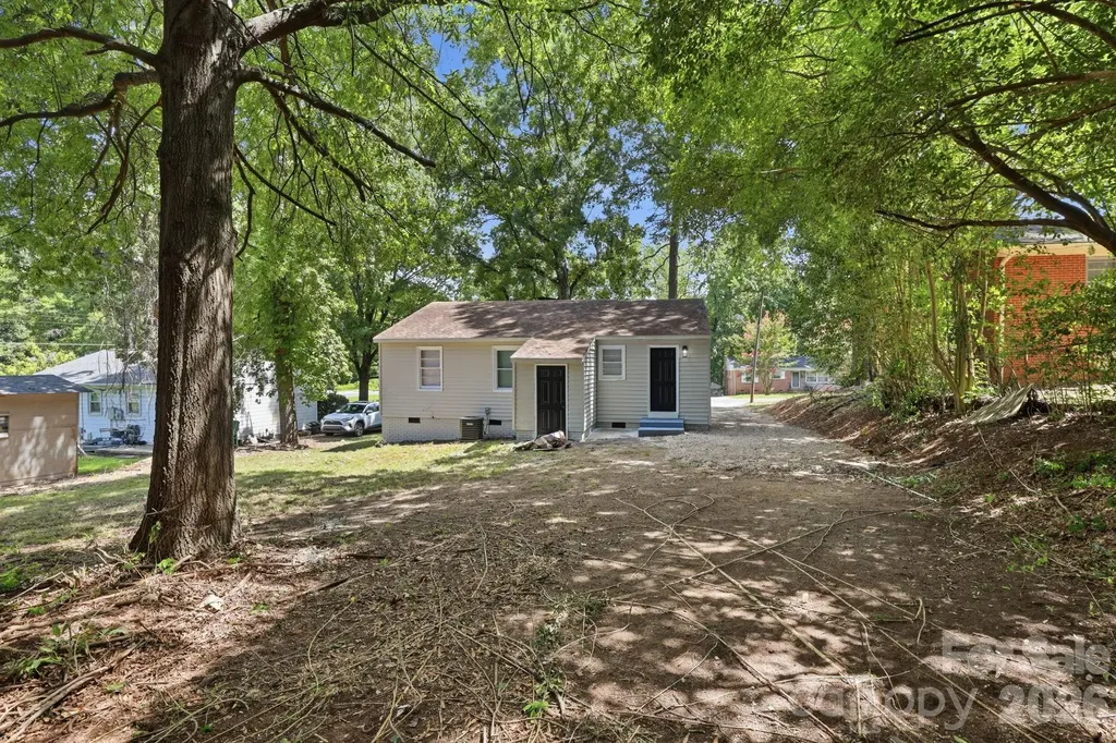 3708 Carlyle Drive Charlotte NC 28208