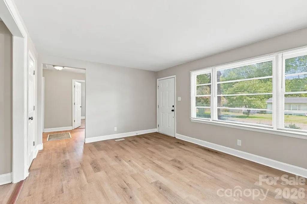 3708 Carlyle Drive Charlotte NC 28208