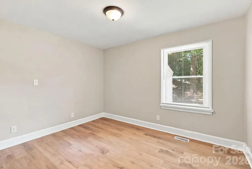 3708 Carlyle Drive Charlotte NC 28208