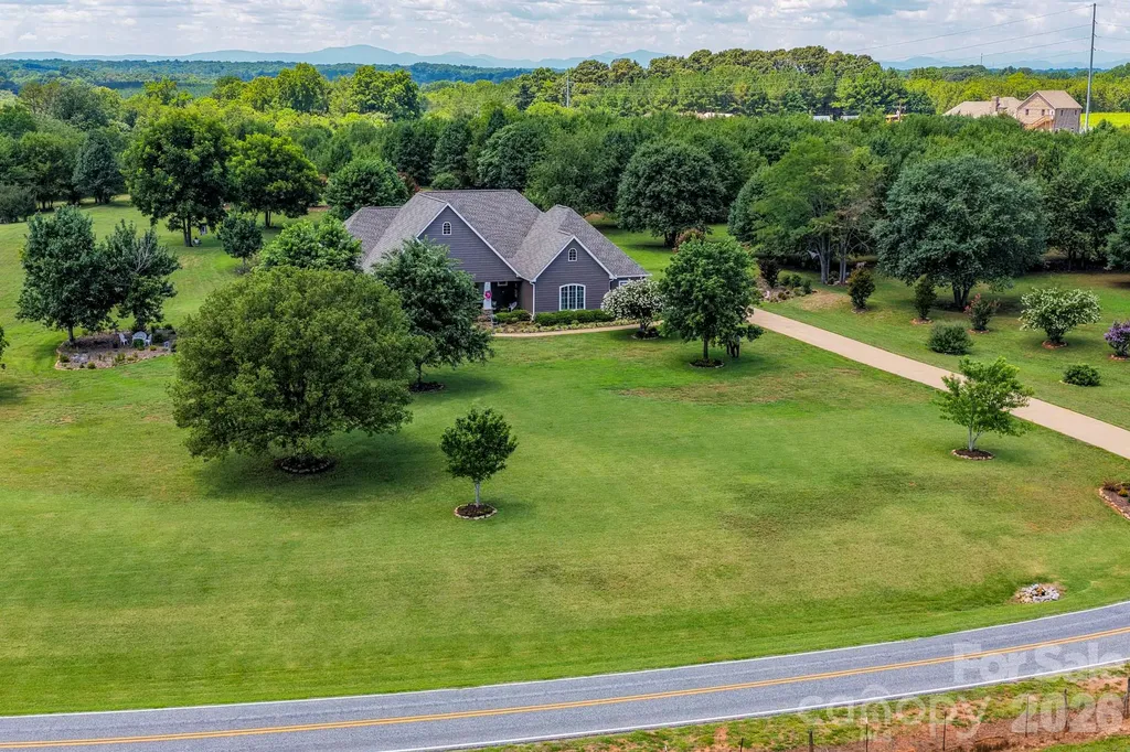 1109 Morningstar Lake Road Forest City NC 28043