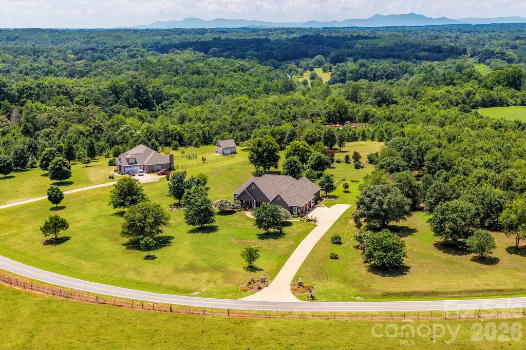 1109 Morningstar Lake Road Forest City NC 28043