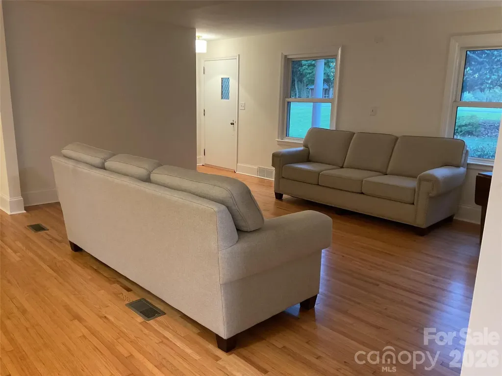 136 Gum Branch Road Charlotte NC 28214