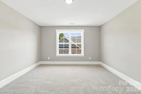 257 Sandpiper Drive Lexington NC 27295