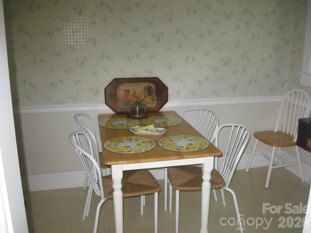 3850 Hartland Road Lenoir NC 29845