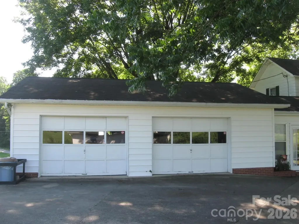 3850 Hartland Road Lenoir NC 29845