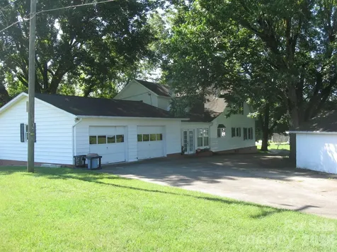 3850 Hartland Road Lenoir NC 29845