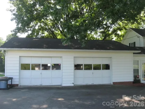 3850 Hartland Road Lenoir NC 29845