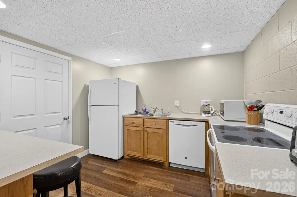 1001 Plantation Drive NE Lenoir NC 28645