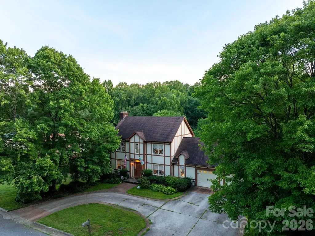 1001 Plantation Drive NE Lenoir NC 28645