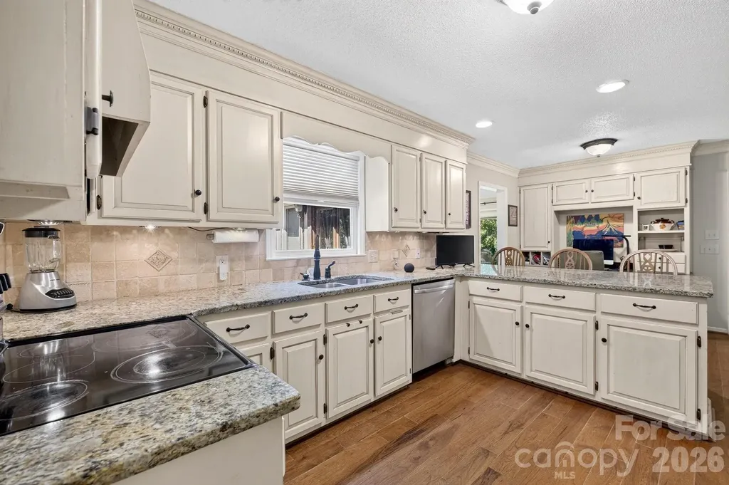 1001 Plantation Drive NE Lenoir NC 28645