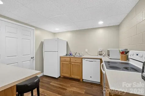 1001 Plantation Drive NE Lenoir NC 28645