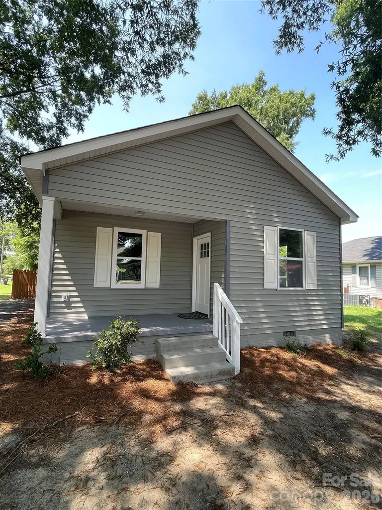 601 W Round Street Landis NC 28088
