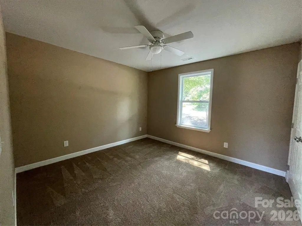 601 W Round Street Landis NC 28088