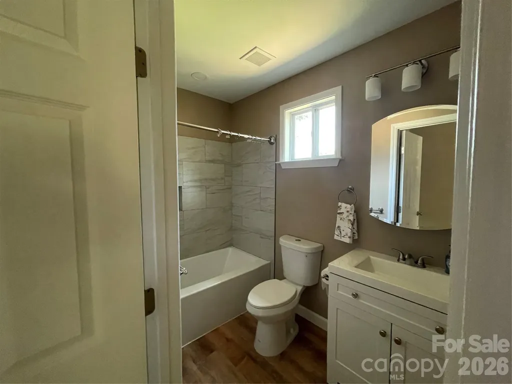 601 W Round Street Landis NC 28088