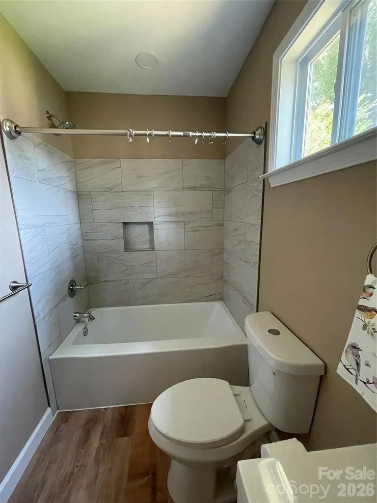 601 W Round Street Landis NC 28088