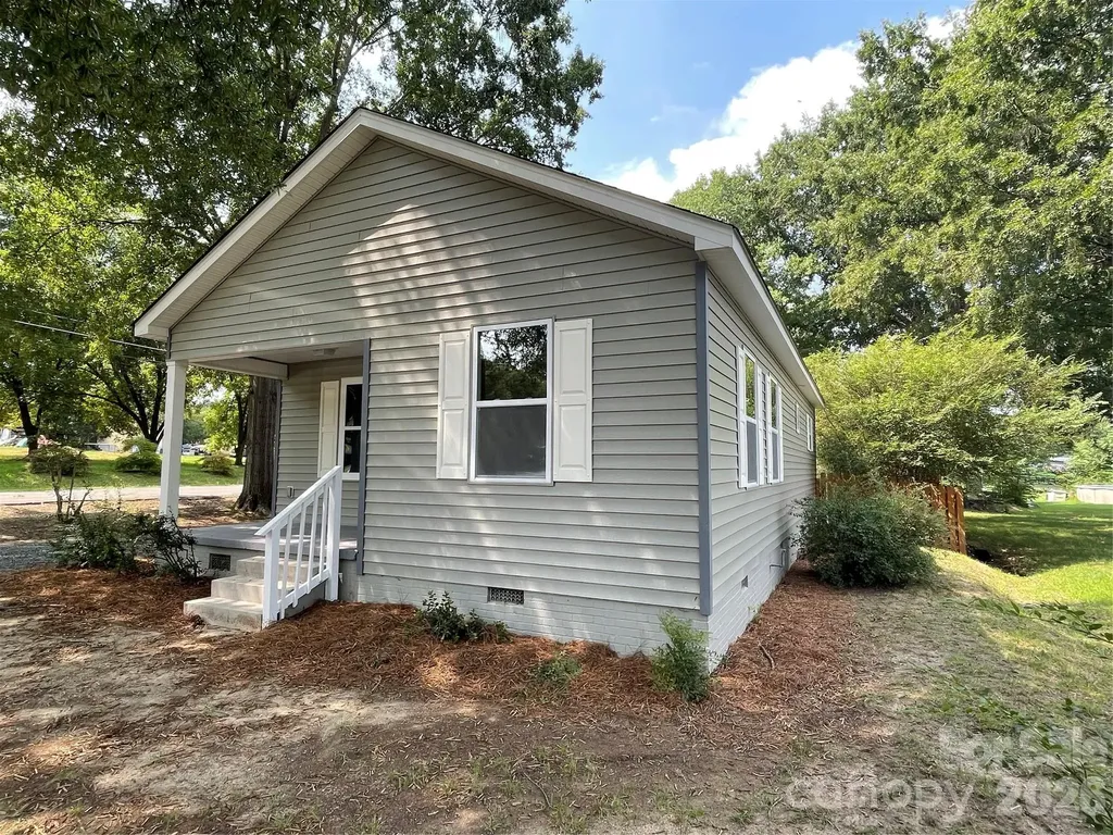 601 W Round Street Landis NC 28088