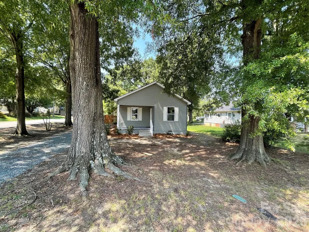 601 W Round Street Landis NC 28088