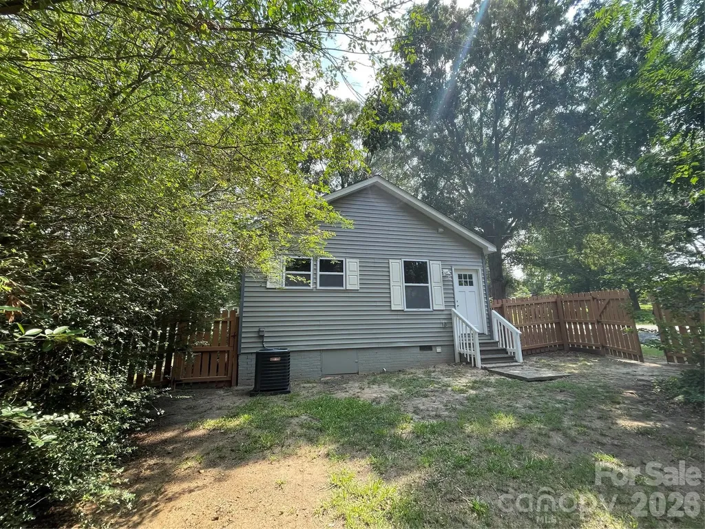 601 W Round Street Landis NC 28088