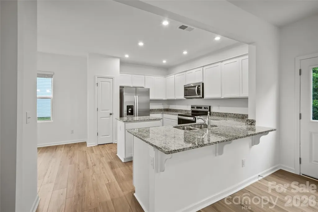 10015 Limpkin Lane Charlotte NC 28278