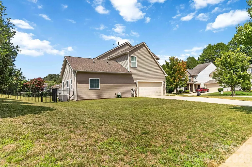 15718 Gallant Ridge Place Huntersville NC 28078