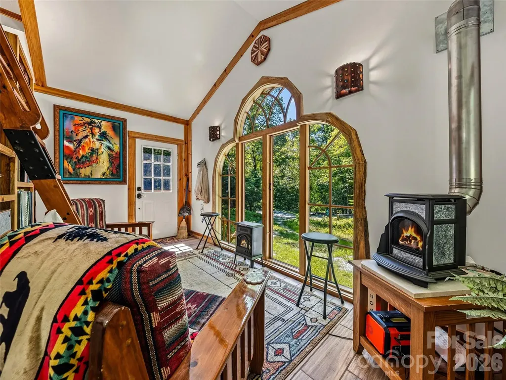 45 Watagnee Trail Horse Shoe NC 28742