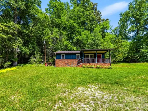 45 Watagnee Trail Horse Shoe NC 28742