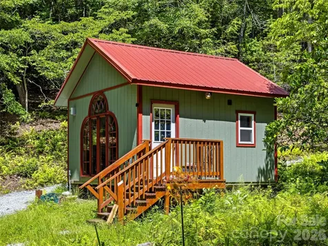 45 Watagnee Trail Horse Shoe NC 28742