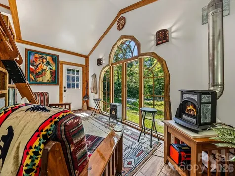 45 Watagnee Trail Horse Shoe NC 28742