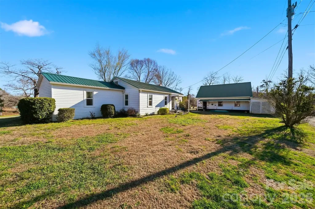 1406 Walt Arney Road SW Lenoir NC 28645