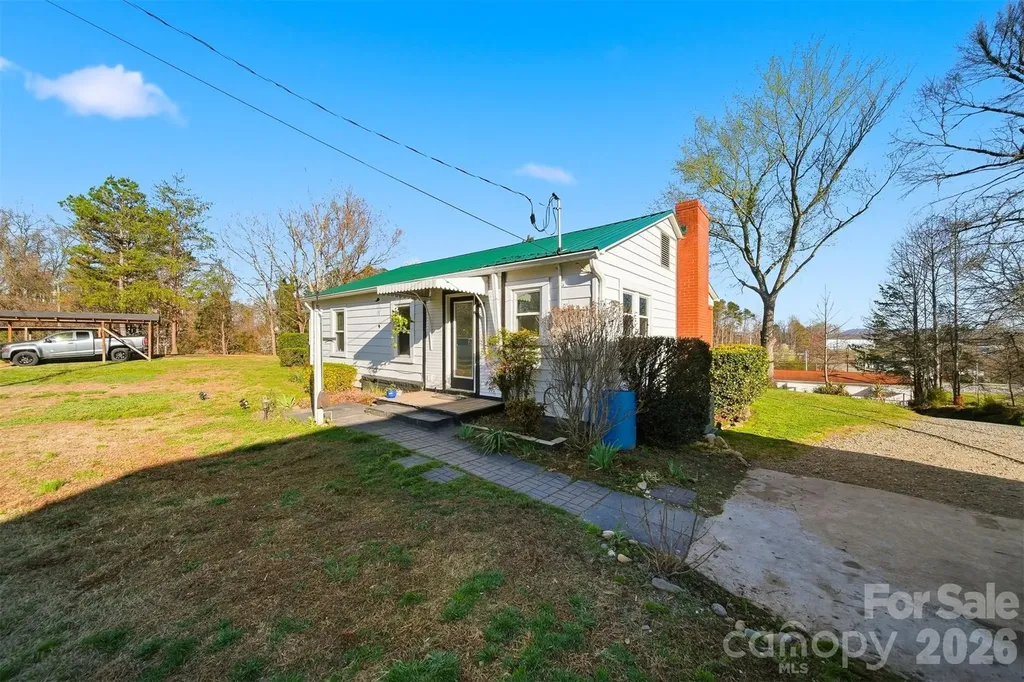 1406 Walt Arney Road SW Lenoir NC 28645