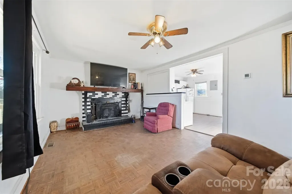 1406 Walt Arney Road SW Lenoir NC 28645