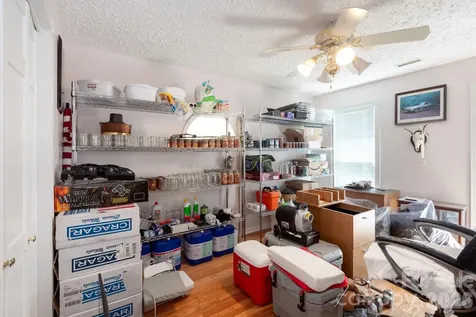 15224 Thomas Road Charlotte NC 28278
