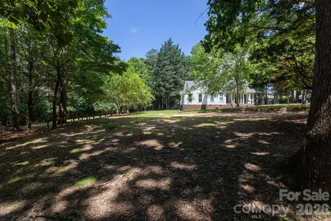 15224 Thomas Road Charlotte NC 28278
