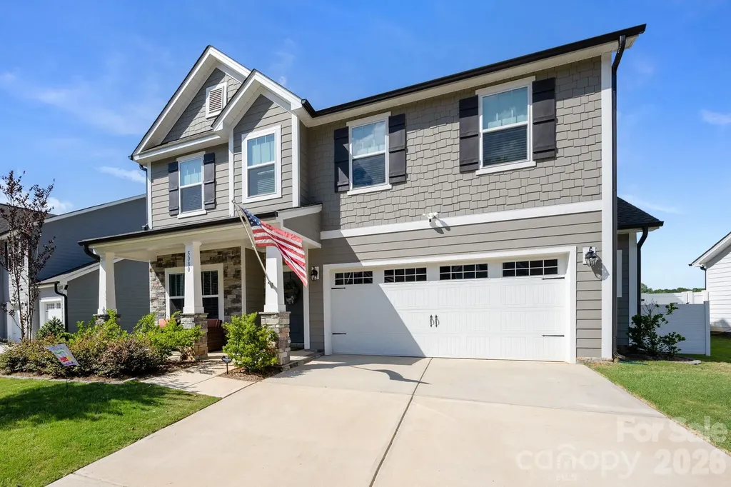 5080 Mooreland Oaks Way Mount Holly NC 28120