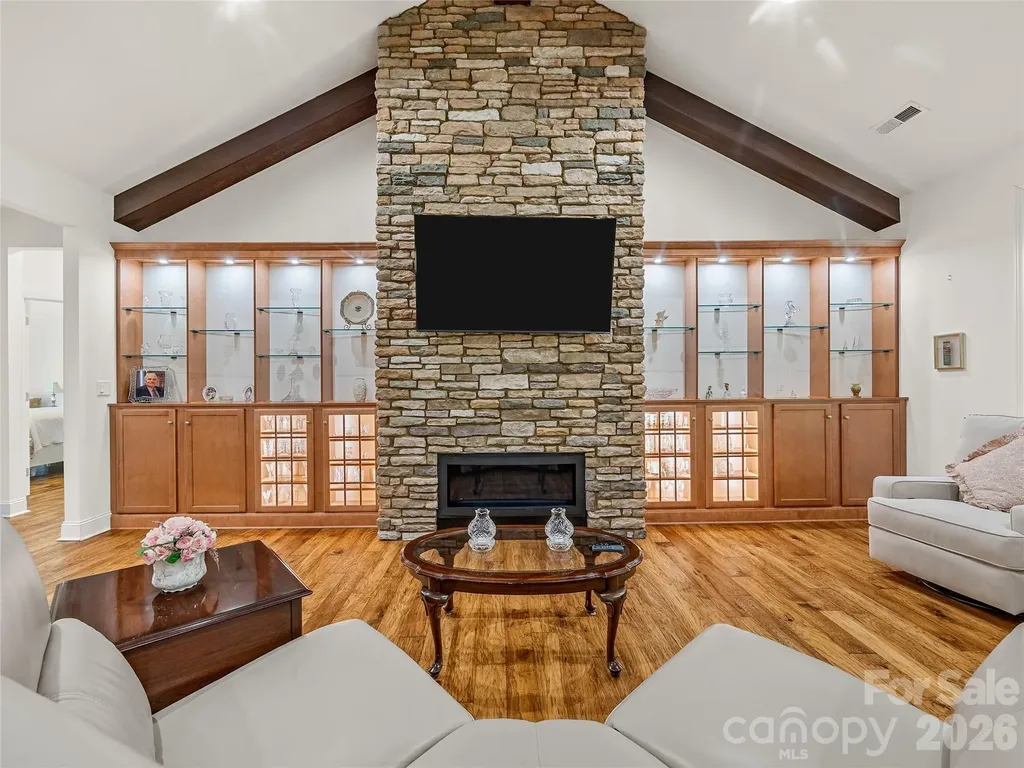 240 Persimmon Hill Drive Columbus NC 28722
