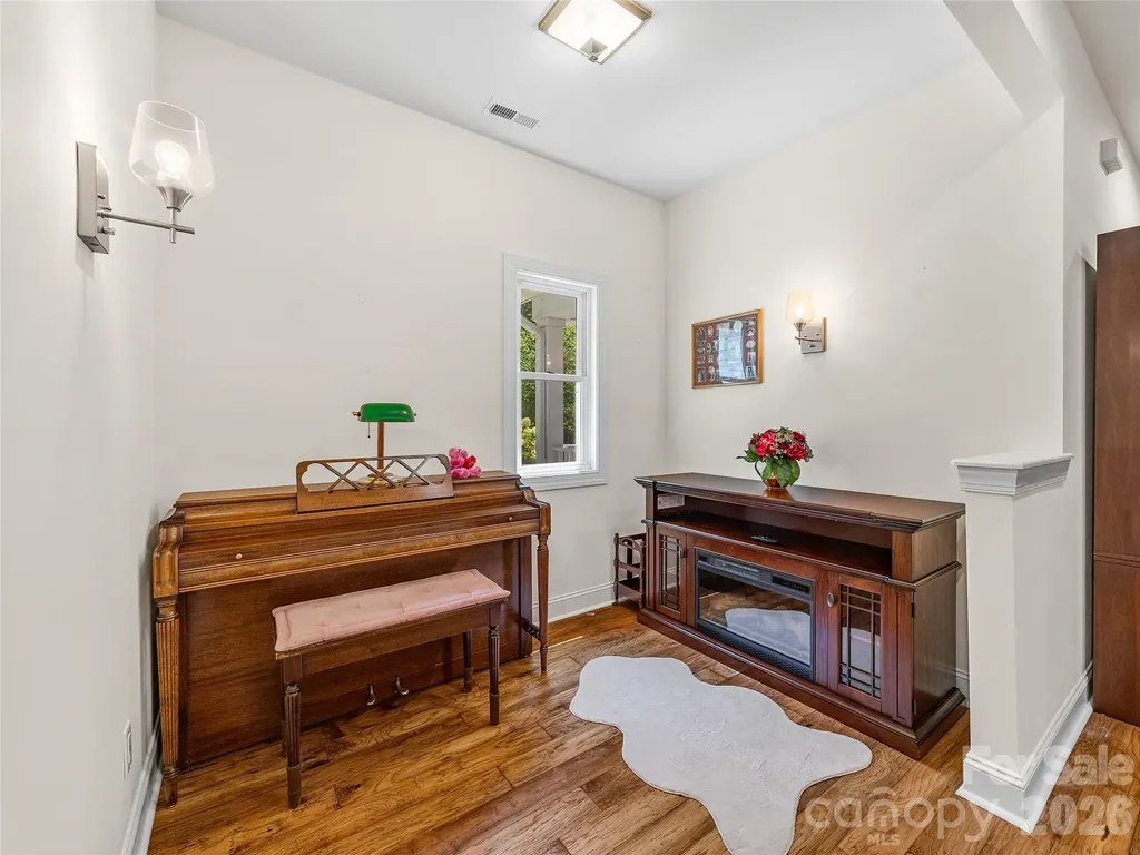 240 Persimmon Hill Drive Columbus NC 28722