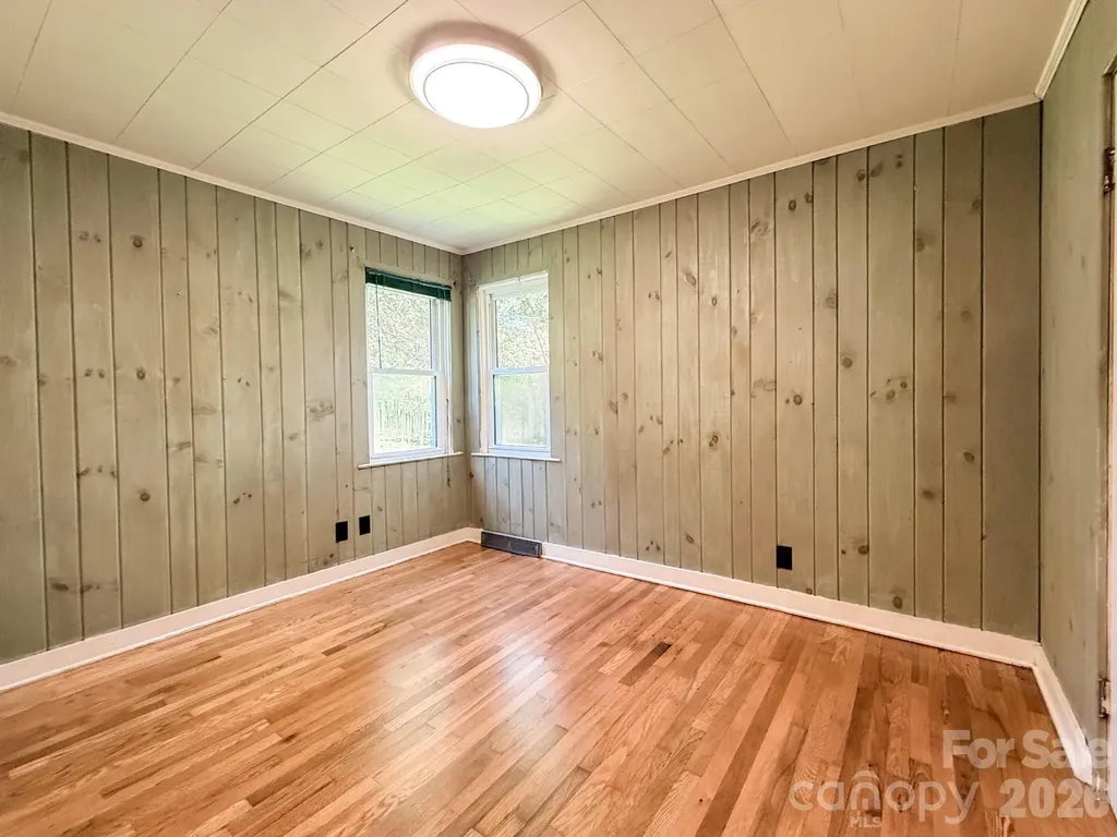 331 Probart Street Brevard NC 28712