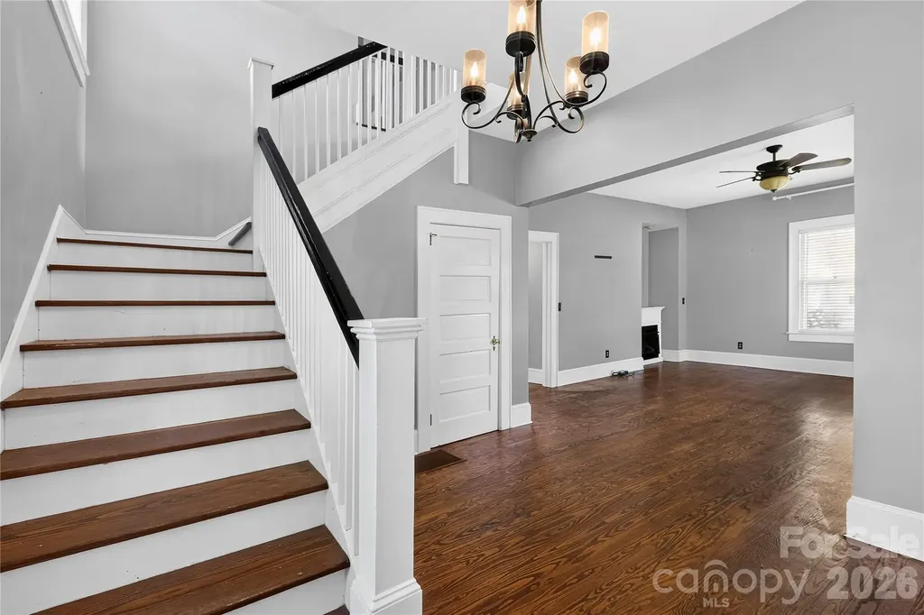 729 5th Avenue W Hendersonville NC 28739