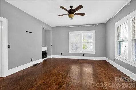 729 5th Avenue W Hendersonville NC 28739