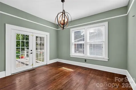 729 5th Avenue W Hendersonville NC 28739