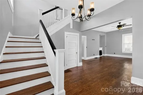729 5th Avenue W Hendersonville NC 28739