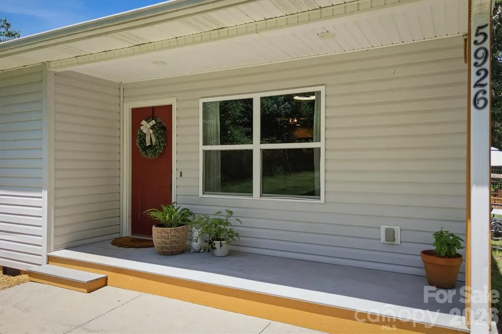 5926 Dysartsville Road Morganton NC 28655